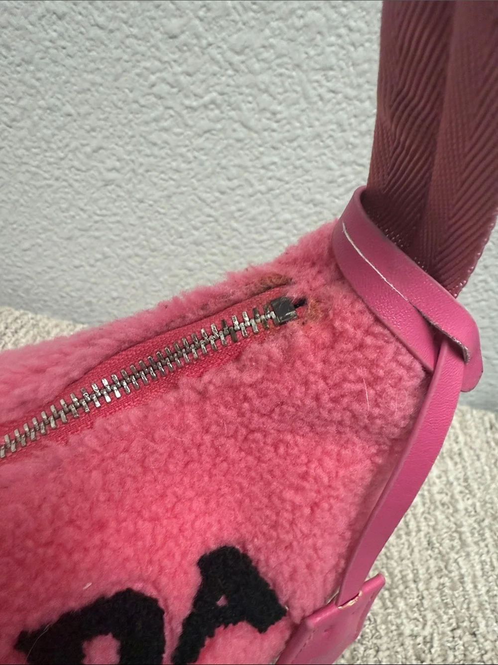 Source Unknown Bright Pink Shearling Shoulder Bag with Black Logo